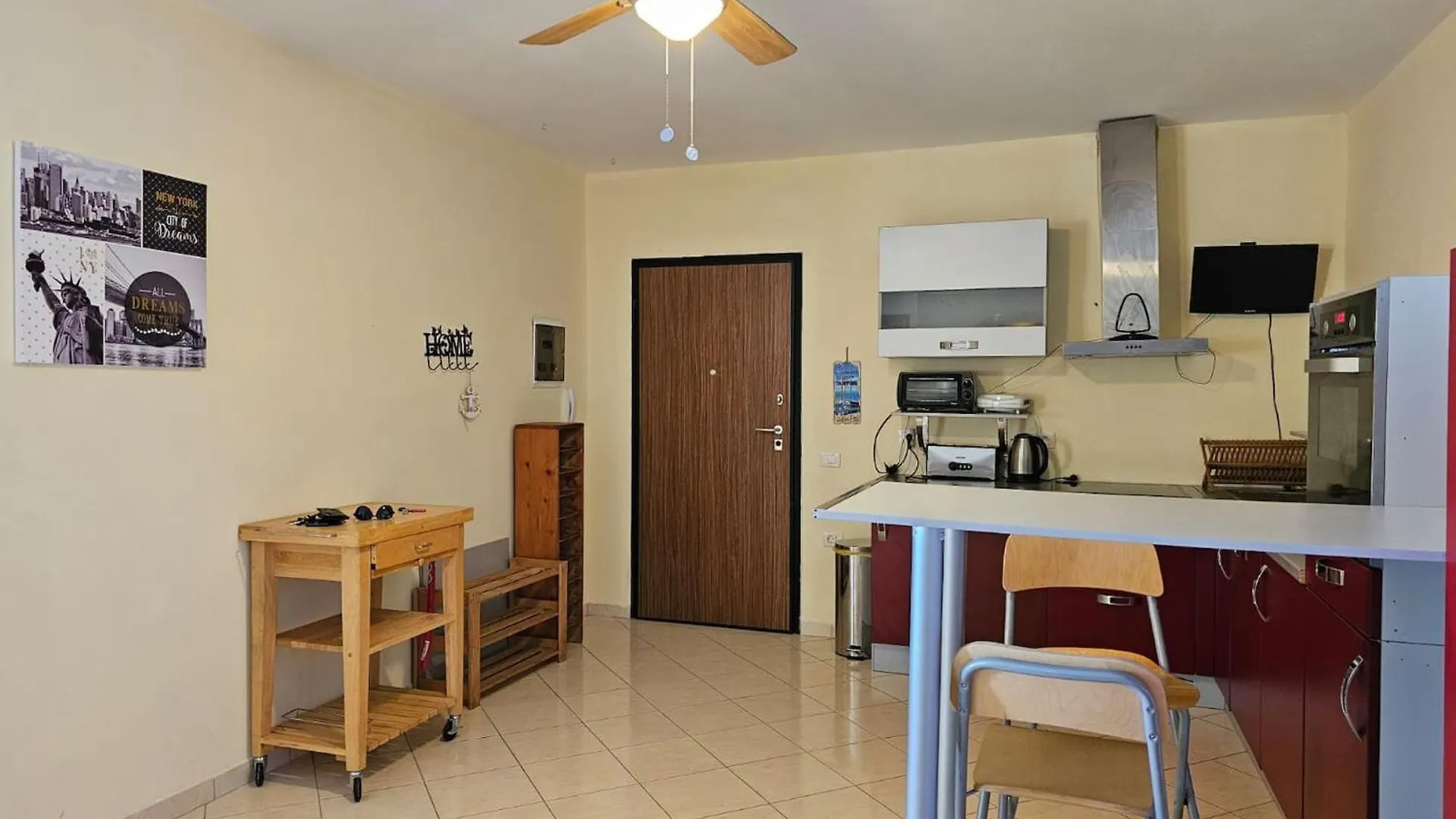 Apartamento Seaside Luxe With Panoramic Views Sarandë